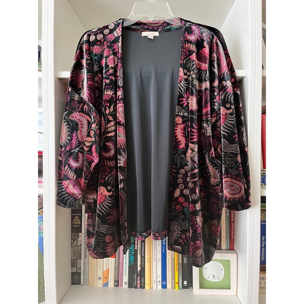 Like-new Loft velvet top jacket/ kimono